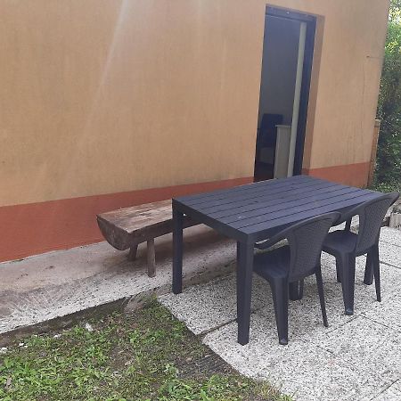 Вілла Terrazza Sul Borgo Венцоне Екстер'єр фото