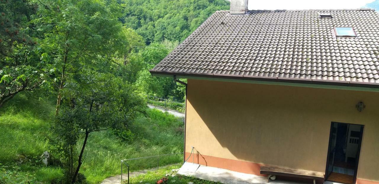 Вілла Terrazza Sul Borgo Венцоне Екстер'єр фото