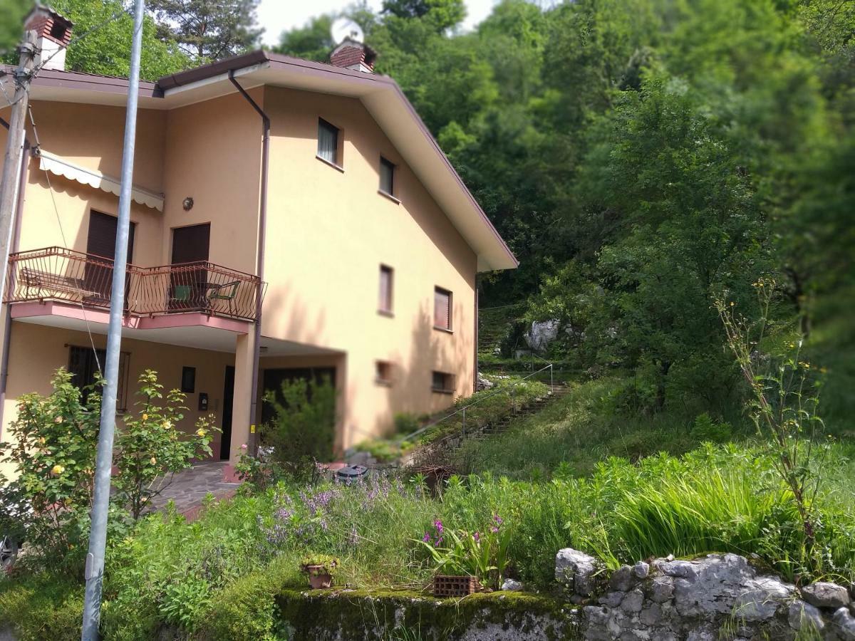 Вілла Terrazza Sul Borgo Венцоне Екстер'єр фото