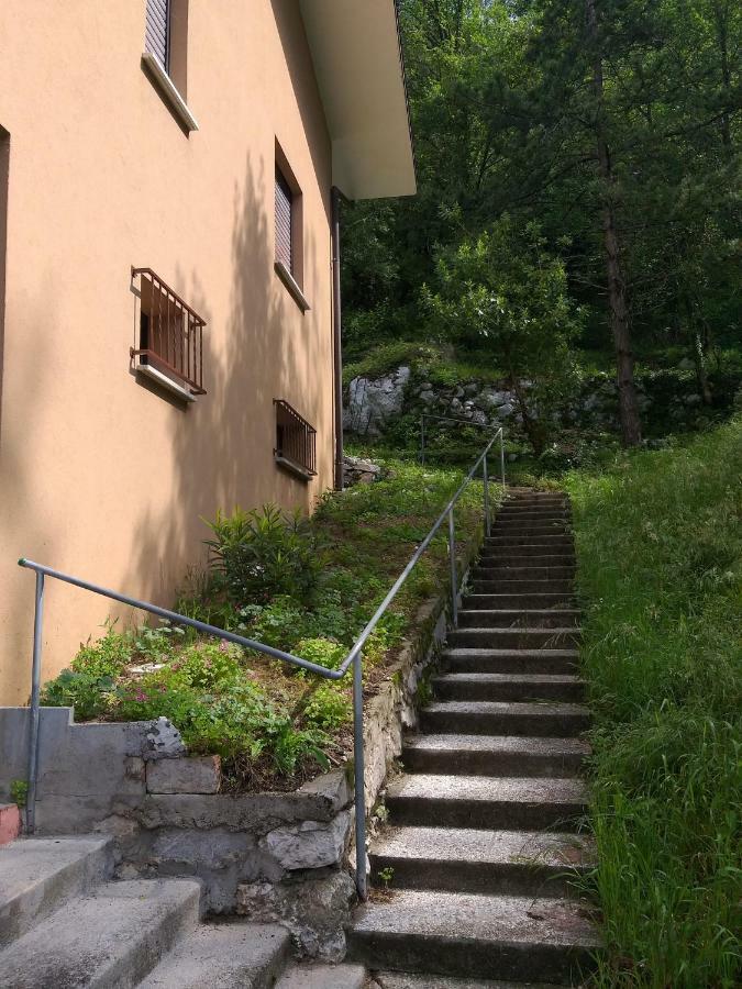Вілла Terrazza Sul Borgo Венцоне Екстер'єр фото